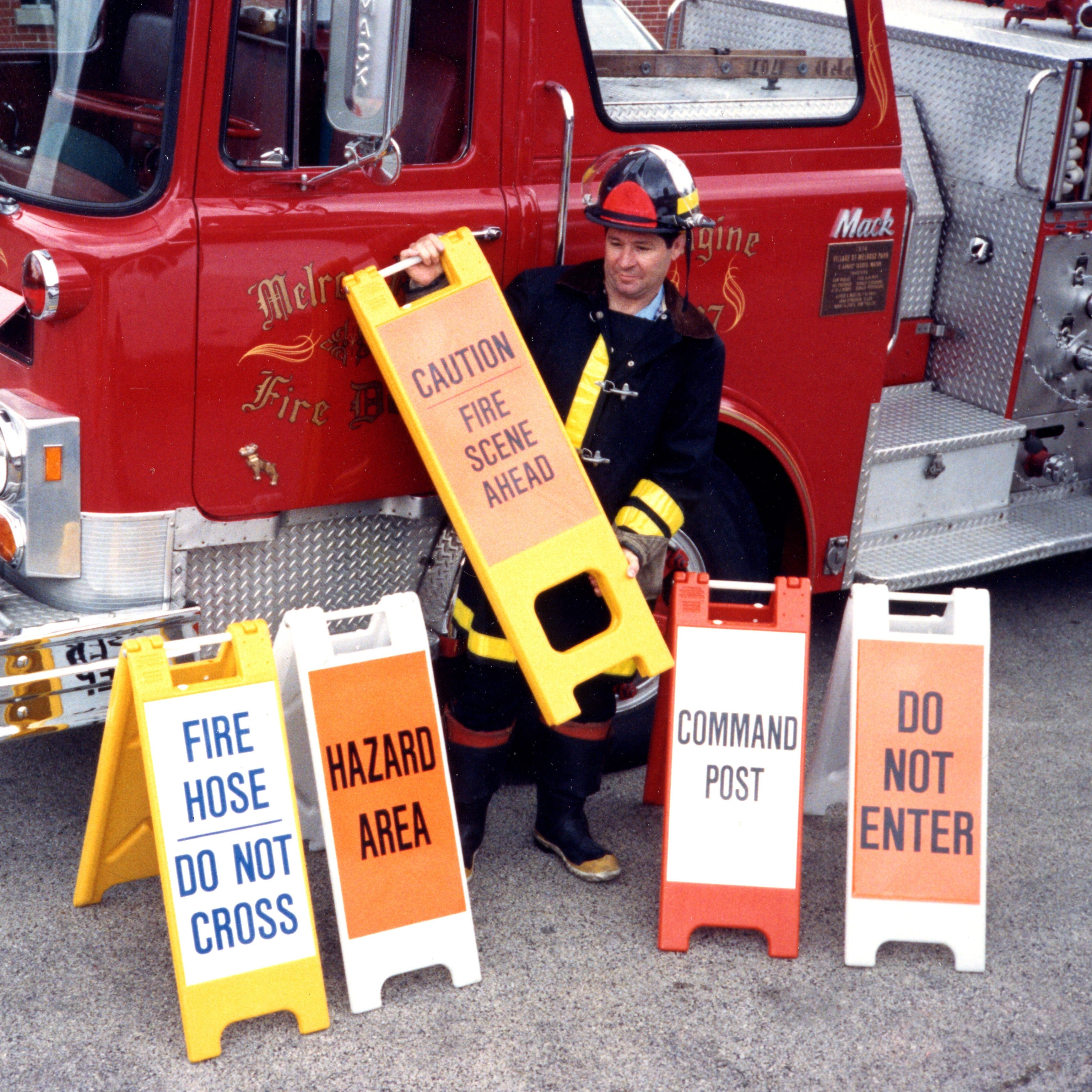 Minicade A-Frame Sign Holder — 12" x 24" White