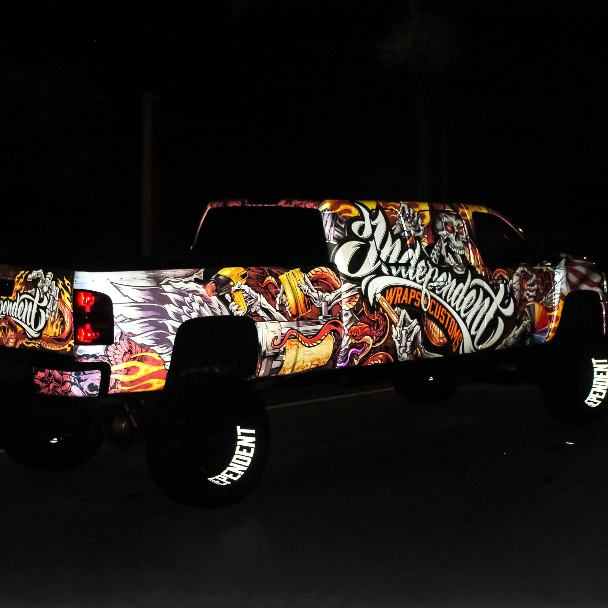 IllumiNITE Wrap 5 - mil Reflective White Printable Film — 48" x 50yd - SFPlastics&sSignSupply